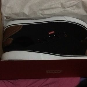 I am selling Levi’s sneakers